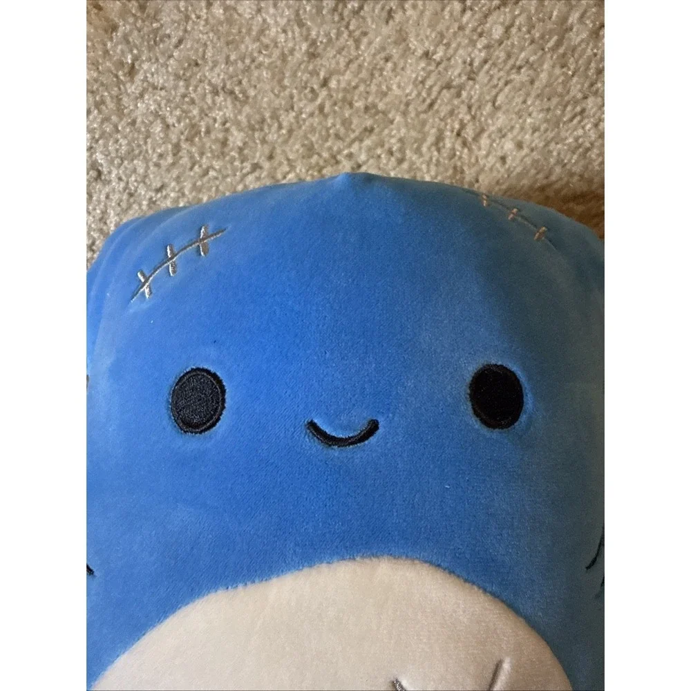 Squishmallows Nitro (Spider Web) the Hammerhead Shark Halloween‎ Edition 8
